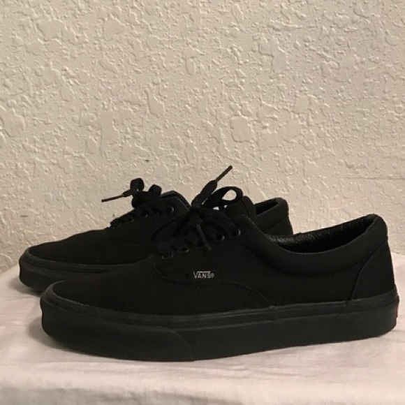 black vans 6.5